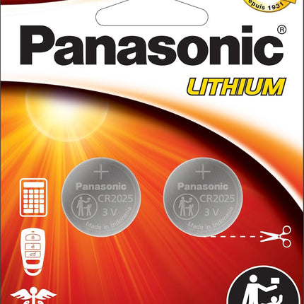 Piles bouton au lithium longue durée 3,0 volts Panasonic CR2025 sous emballage à l'épreuve des enfants, conforme aux normes